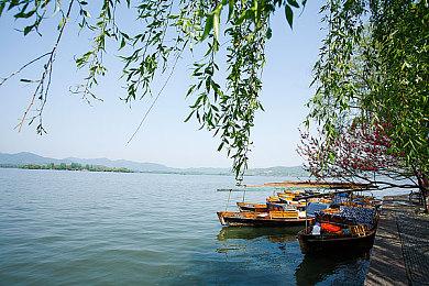 漫画风ACT《怪兽黎明》 将登陆主机平台 2023年春发售